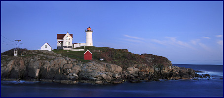 Nubble-lighthouse-twilight.jpg Nubble-lighthouse-twilight.jpg